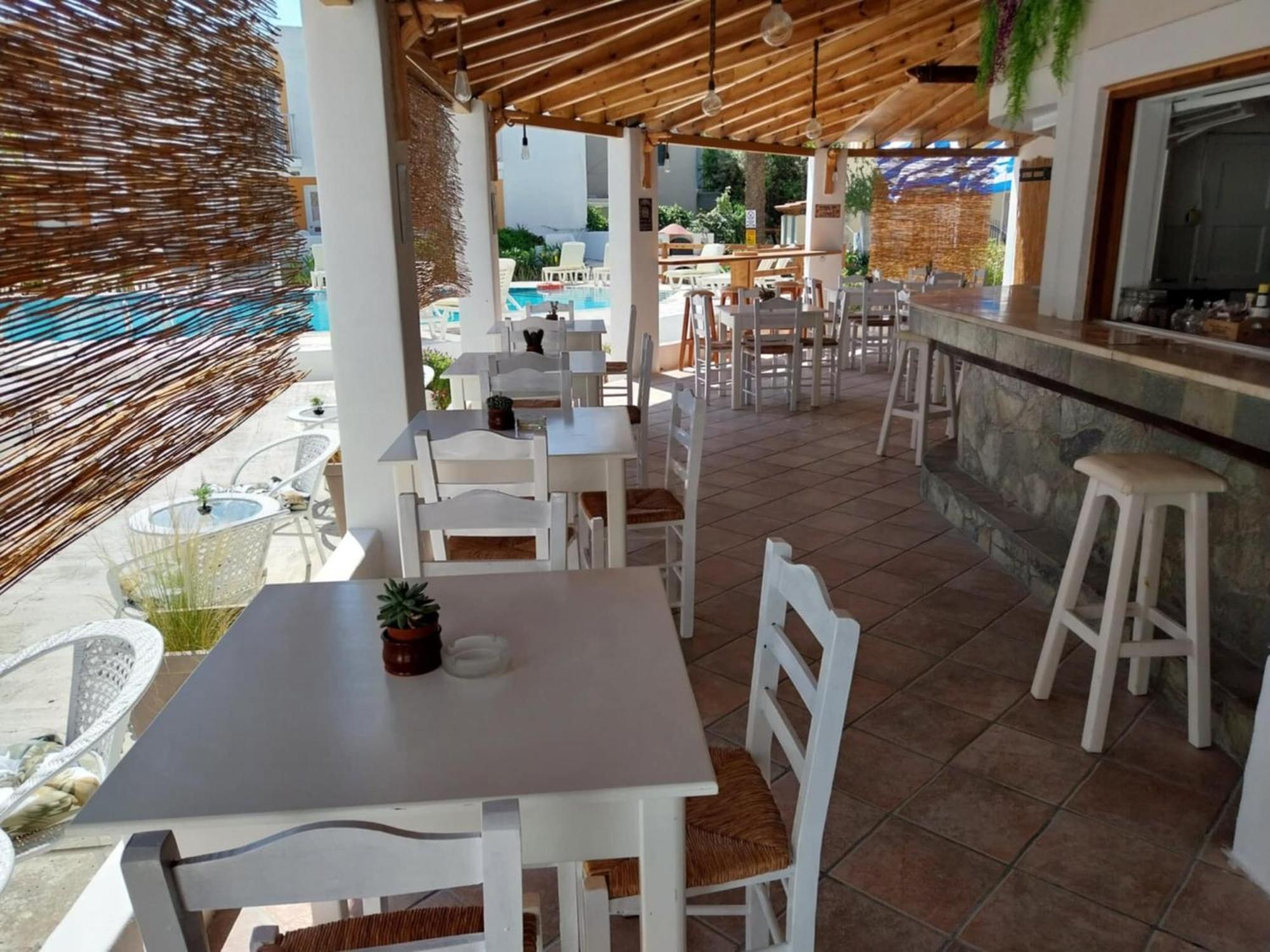 Katerina Apartments Kalymnos Town Екстер'єр фото