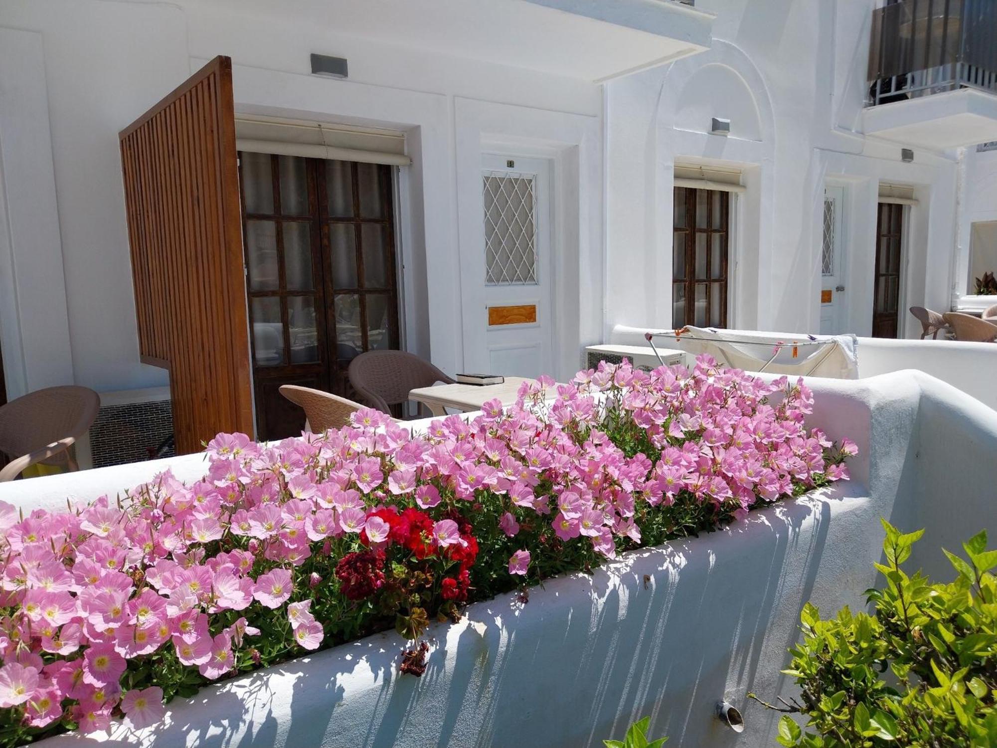 Katerina Apartments Kalymnos Town Екстер'єр фото