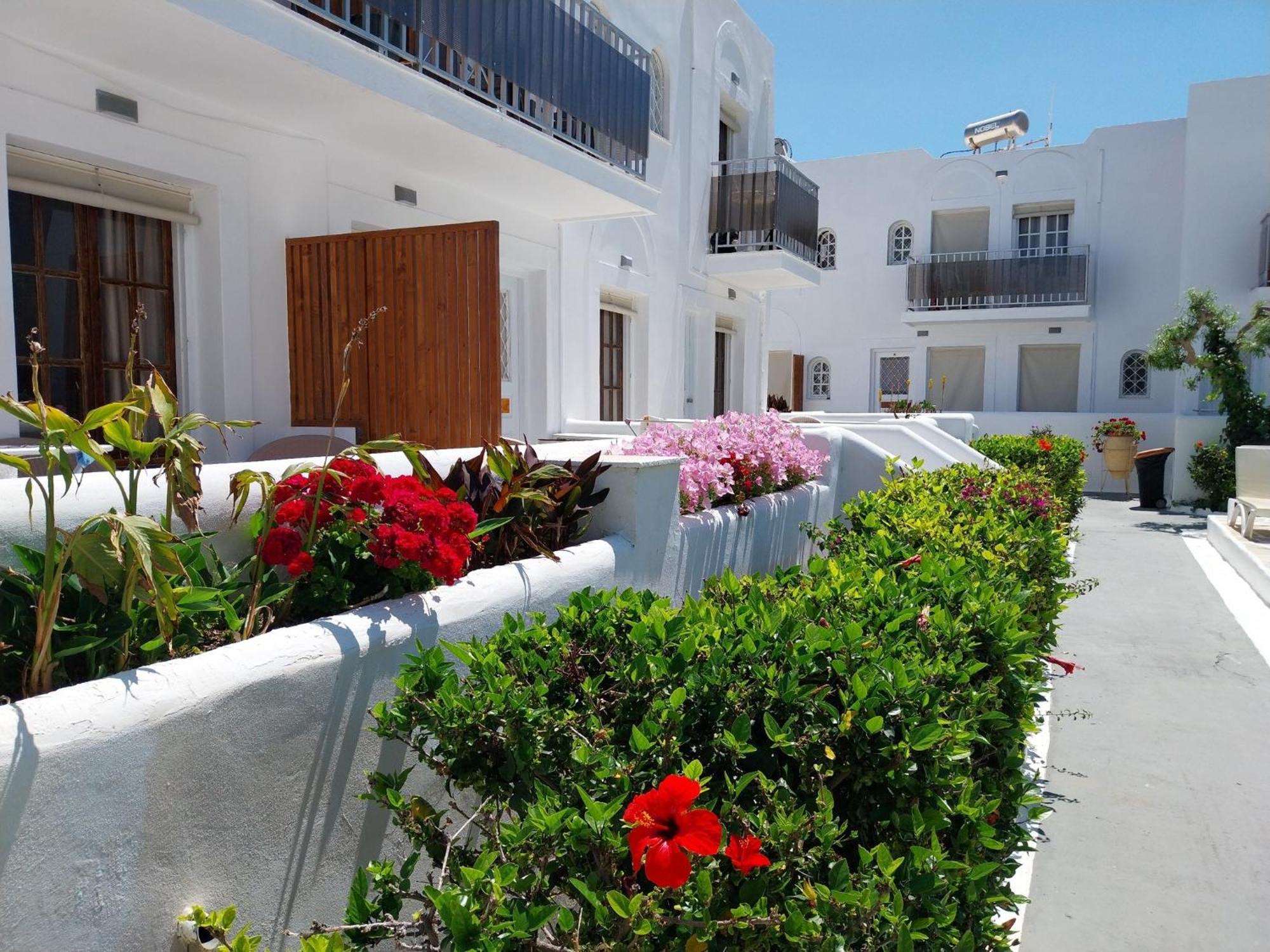 Katerina Apartments Kalymnos Town Екстер'єр фото